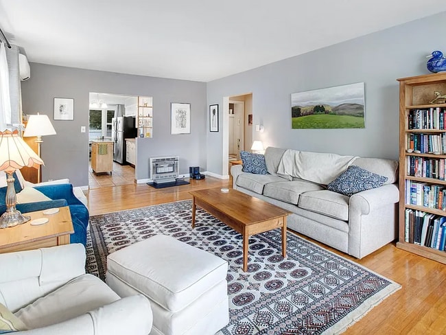 Building Photo - 14 Bellegarde Ave