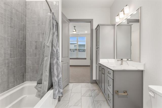 Building Photo - 2700 Old Denton Rd