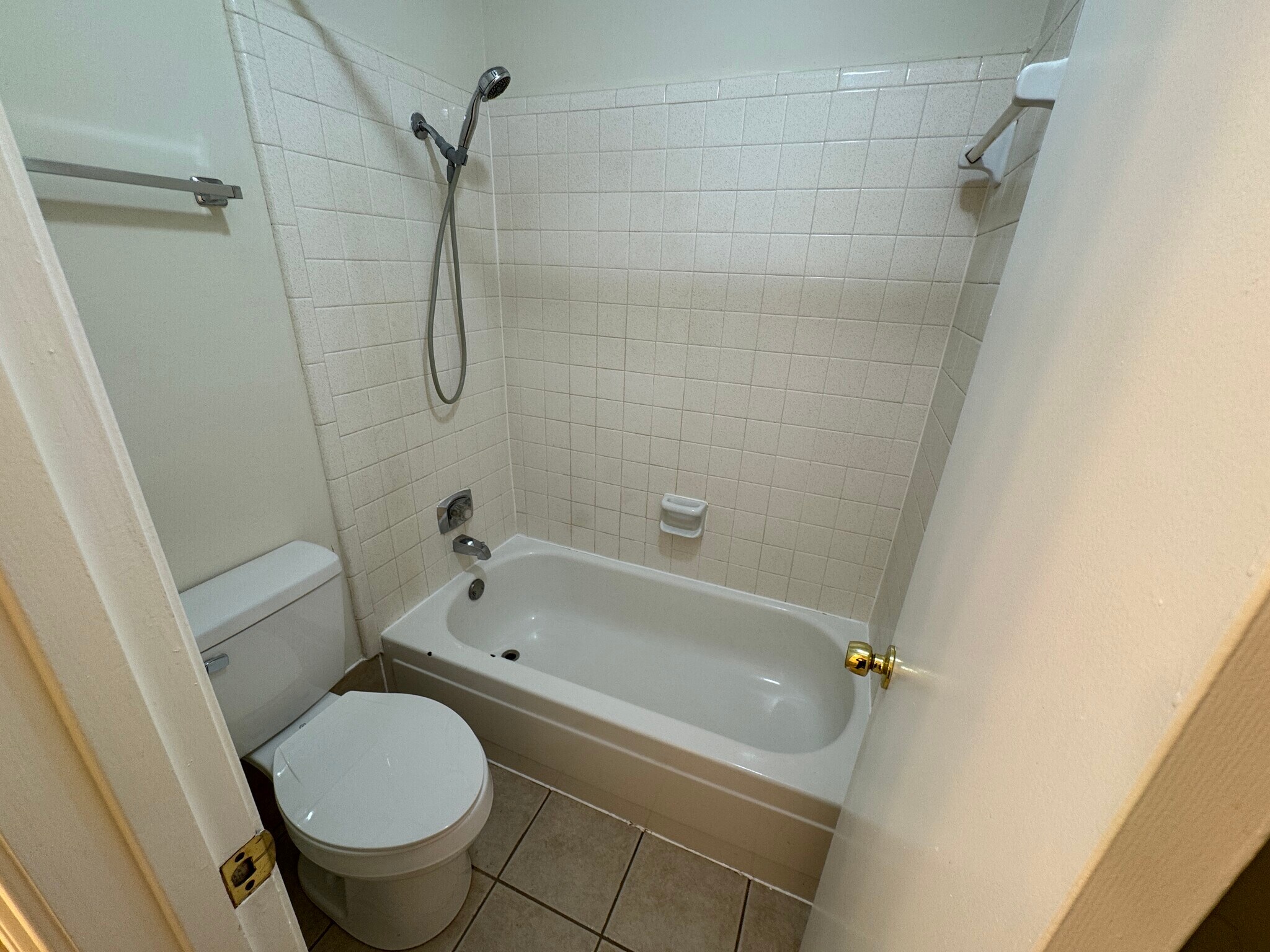 Building Photo - 8915 Emnora Ln