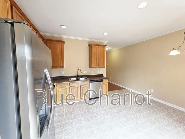 Building Photo - 650 Ganyard Farm Way
