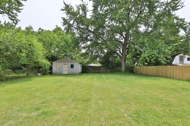Building Photo - 3553 Brookside Blvd