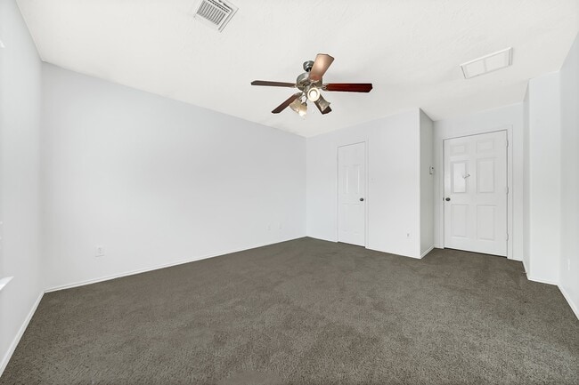 Building Photo - 307 Gateship Dr