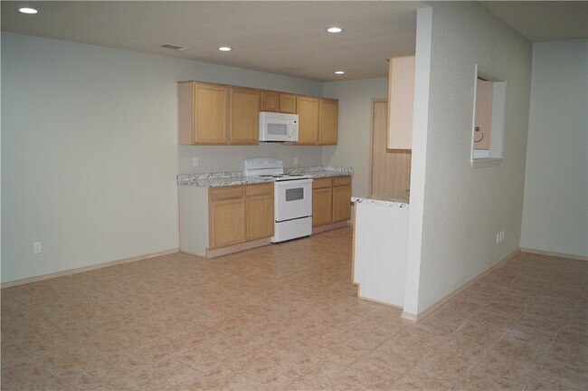 Building Photo - 67 Dakota Trail