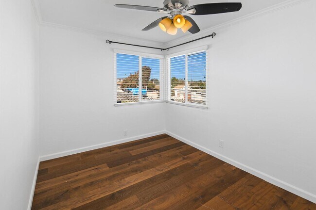 Building Photo - Mission Valley/Linda Vista 2 Bed Updated home with mountain views