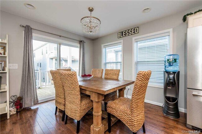 Building Photo - 98 Nebraska St