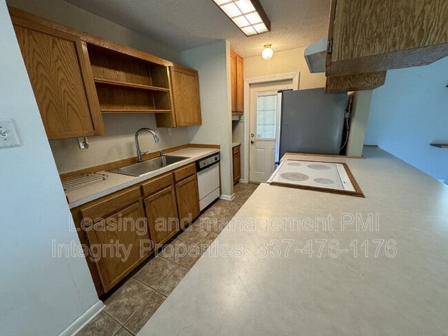 Building Photo - 114 Damon Dr