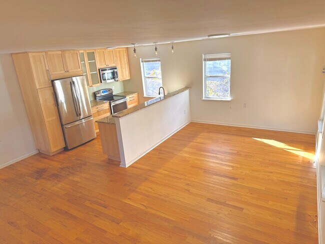 Building Photo - 2829 Arborcrest Dr