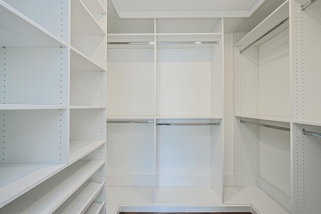 Building Photo - 44171 Paget Terrace