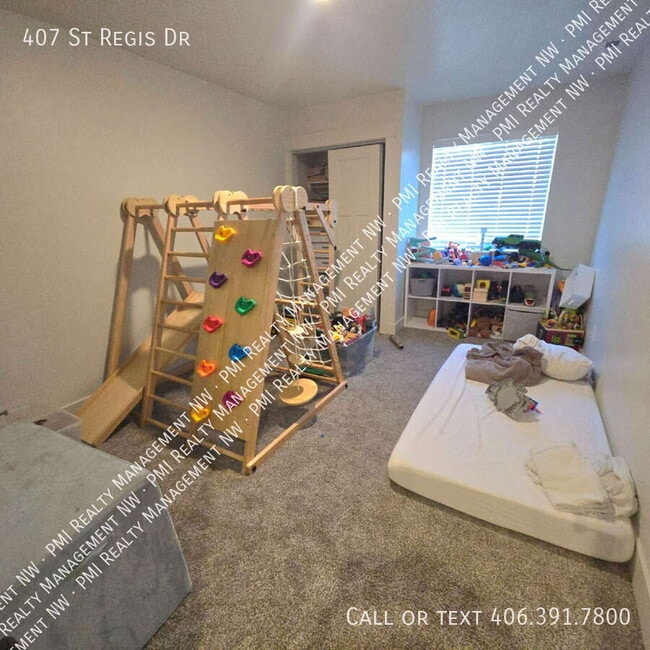 Building Photo - 407 St Regis Dr