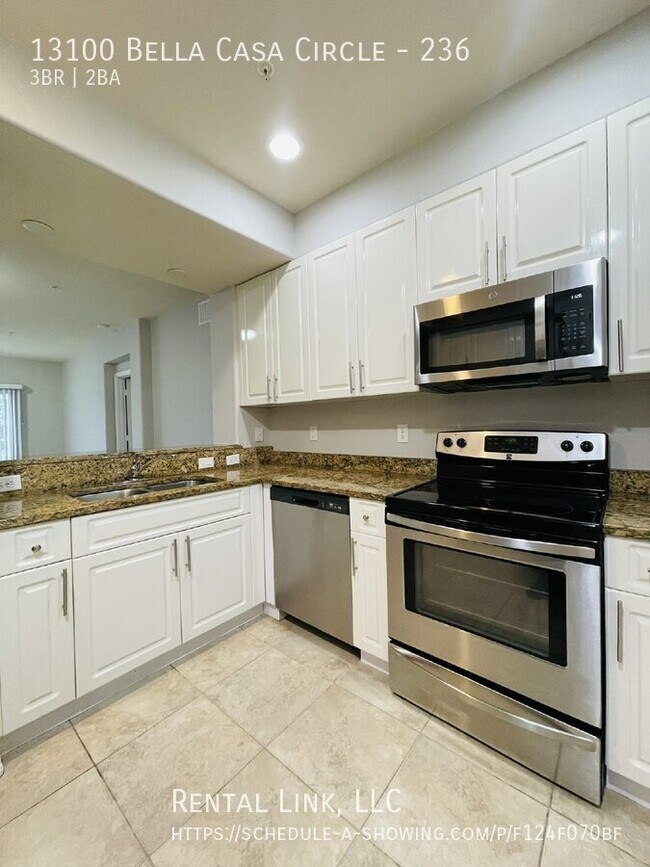 Building Photo - 13100 Bella Casa Cir