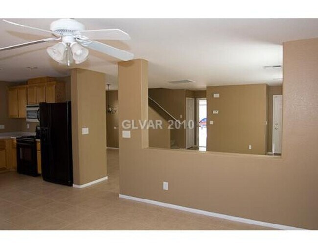 Building Photo - Beautiful 4Bed/3Bath/2Car home located within the Iron Mountain Ranch Community
