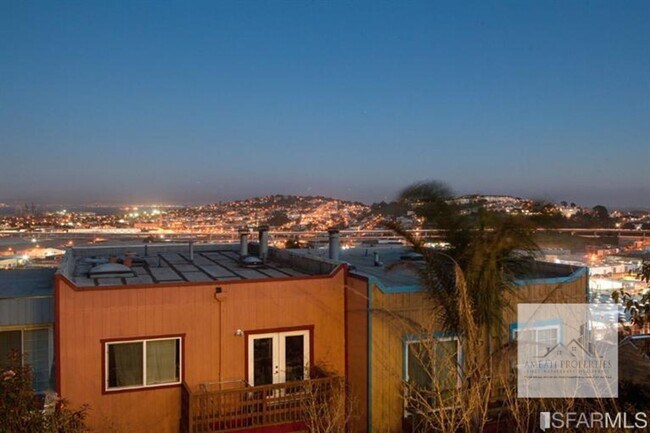 Building Photo - Bernal Heights Oasis: Stunning Renovated View Home with Modern Chic Open House Sunday 1/18 2-4