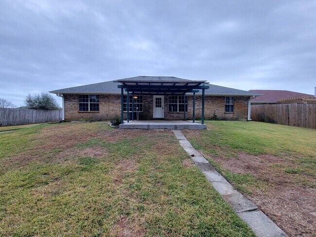 Building Photo - 9780 Parker Lake Cir