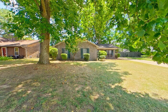 Building Photo - 4224 Beardsley Dr