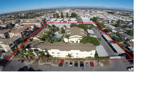 Building Photo - Plaza Wood Apartments
