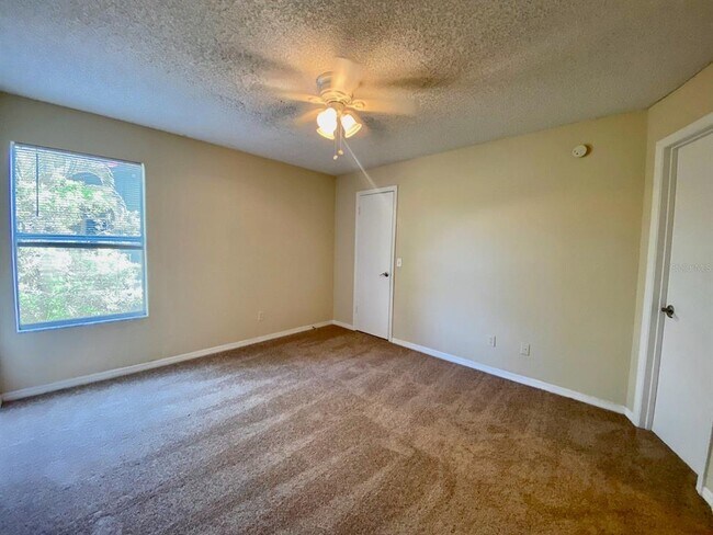 Building Photo - 5148 Conroy Rd