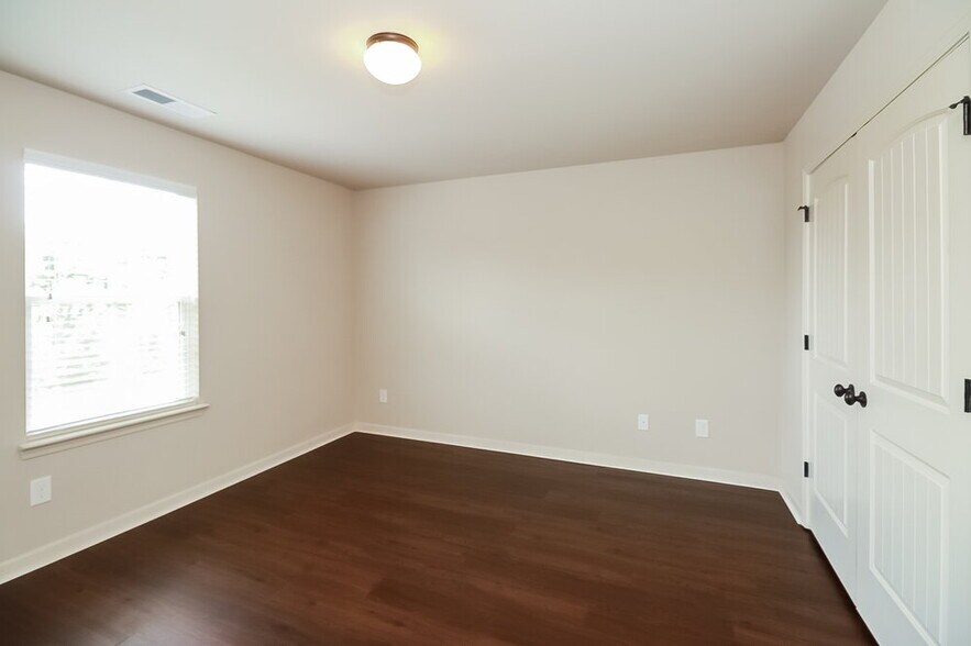 Building Photo - 1224 Nottley Dr