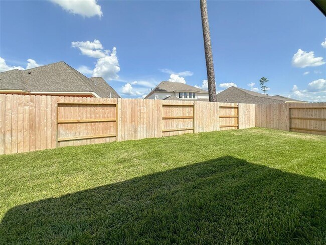 Building Photo - 541 Sand Branch Dr