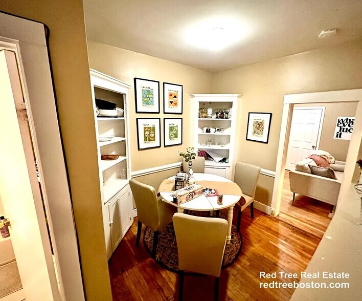 Building Photo - 68 Egmont St