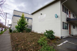 Building Photo - Charming St. John's 2-Bedroom Ready Mid-June!