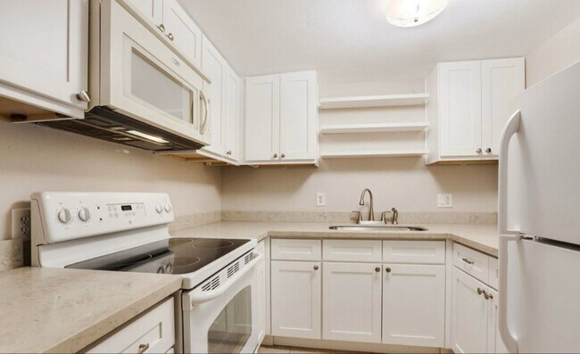 Building Photo - 2822 O'Reilly St