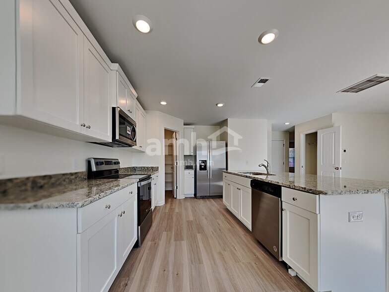 Building Photo - 1316 John Swann St