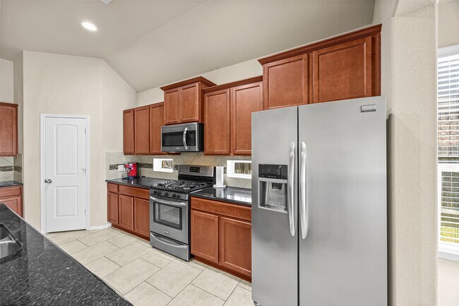 Building Photo - 5615 Glenfield Spring Ln