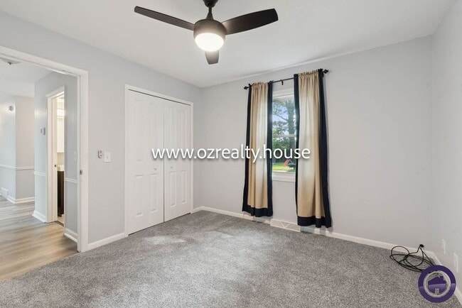 Building Photo - 5537 Willowood Ct
