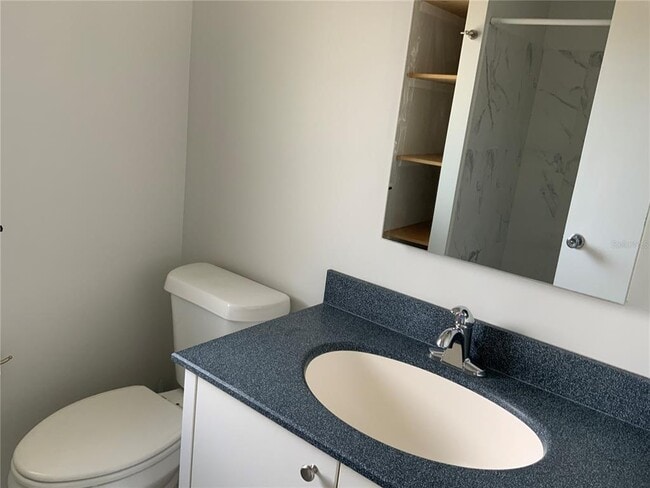 Building Photo - 2118 Michele Dr