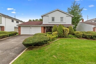 Building Photo - 123 South Dr