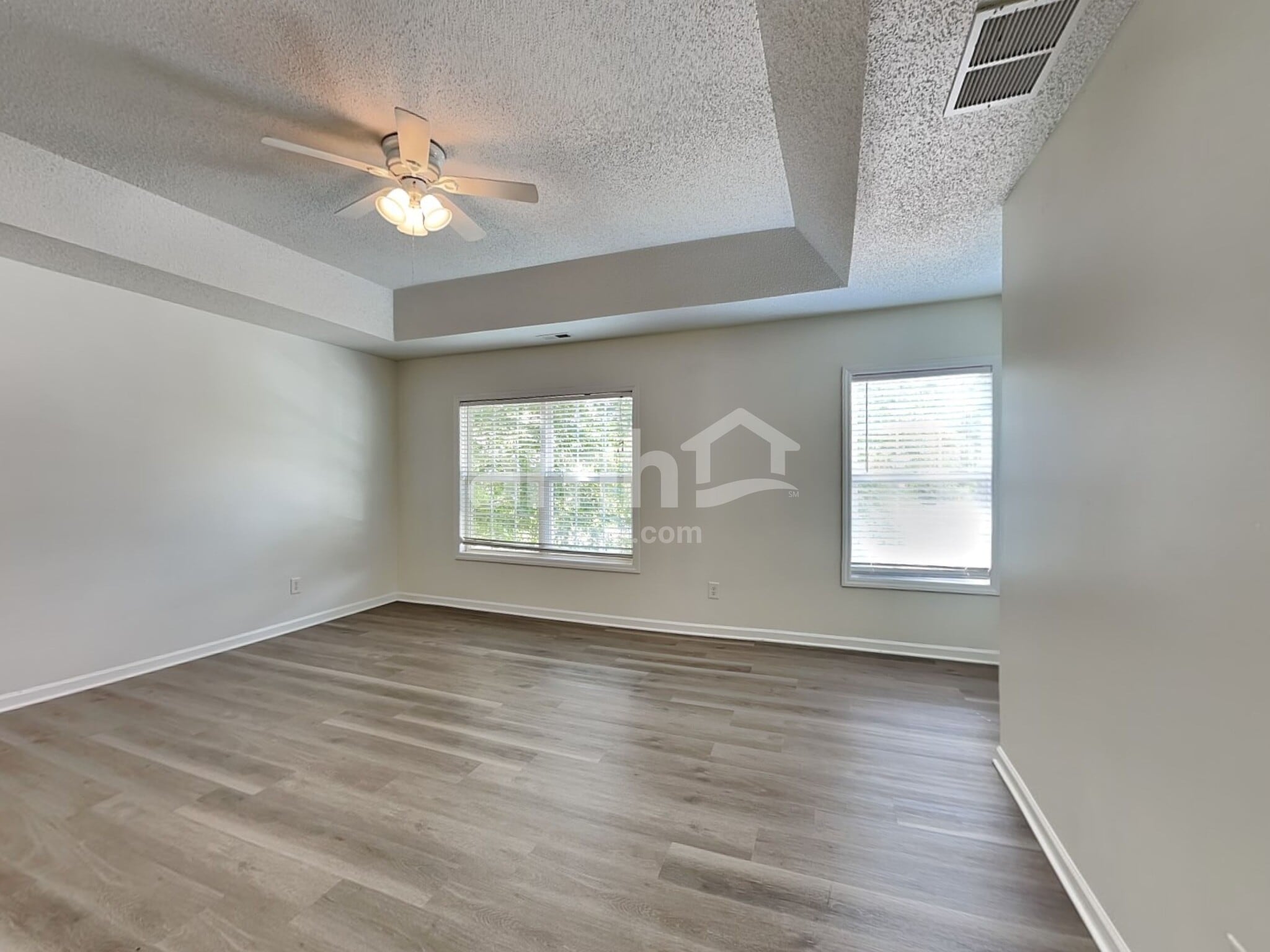 Building Photo - 1302 River Rock Dr