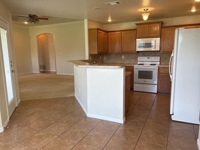 Building Photo - 6109 Lolly Loop