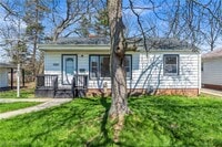 Building Photo - 3802 Park Dr