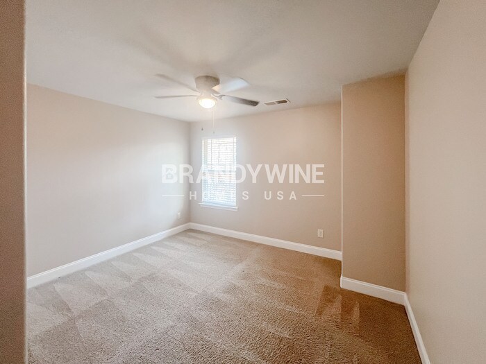 Building Photo - 240 Cecil Way