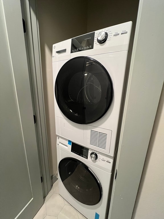 Building Photo - 160 Seabury St