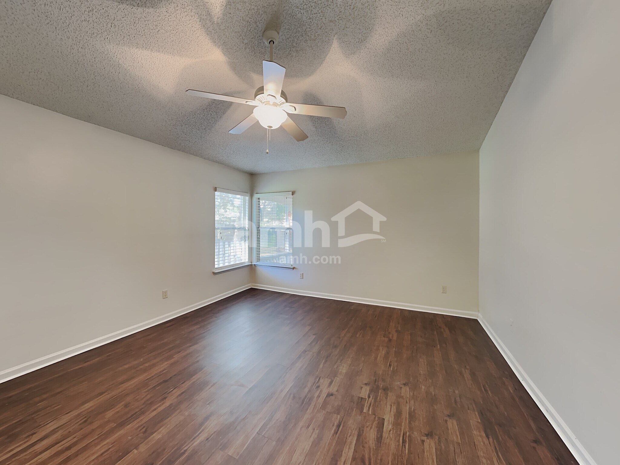 Building Photo - 7992 Seahaven Ct