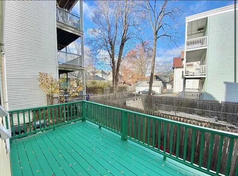 Building Photo - 23 Farrington Ave