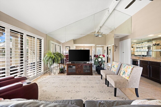 Building Photo - 68615 Paseo Soria