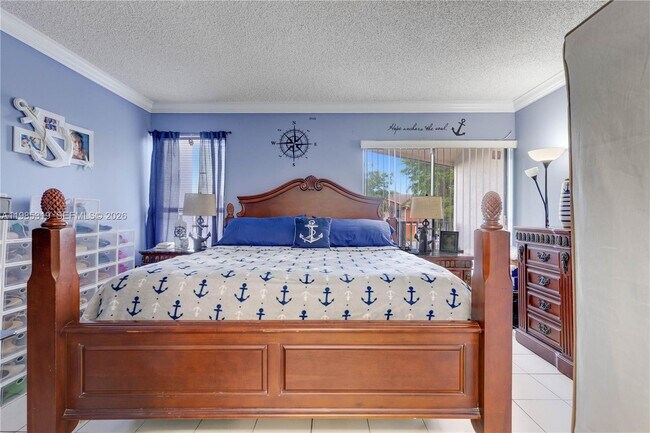 Building Photo - 1758 W 58th St