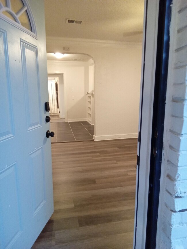 Building Photo - 3514 Autumn Ave