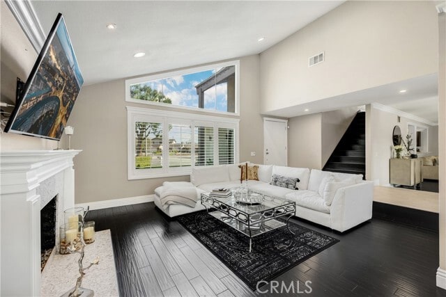 Building Photo - 1320 N Van Gogh Cir