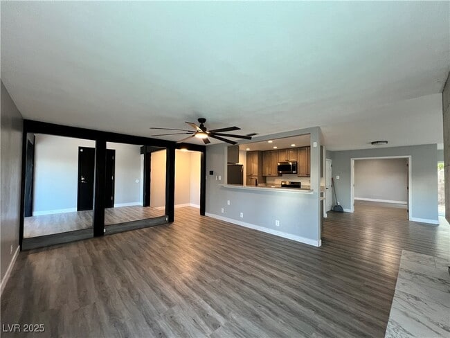 Building Photo - 3140 Hebard Dr