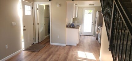 Building Photo - Two story-newly built one bedroom house