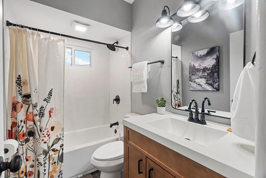 Building Photo - 2310 Dove Dr