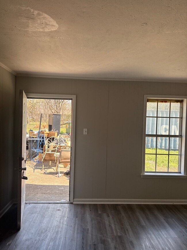 Building Photo - 50 W Cooper St