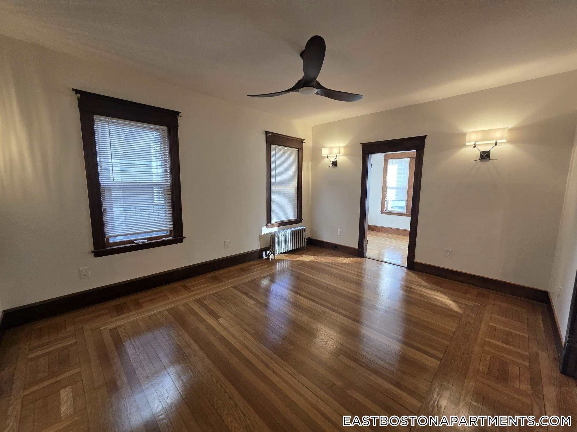 Building Photo - 102 Bayswater St