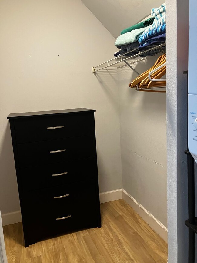 Building Photo - Furnished 1 bedroom in Preserves at River'...