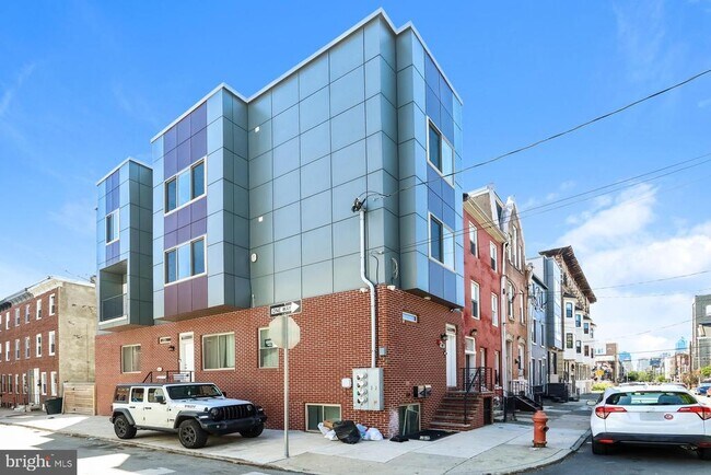Building Photo - 917 N 15th St