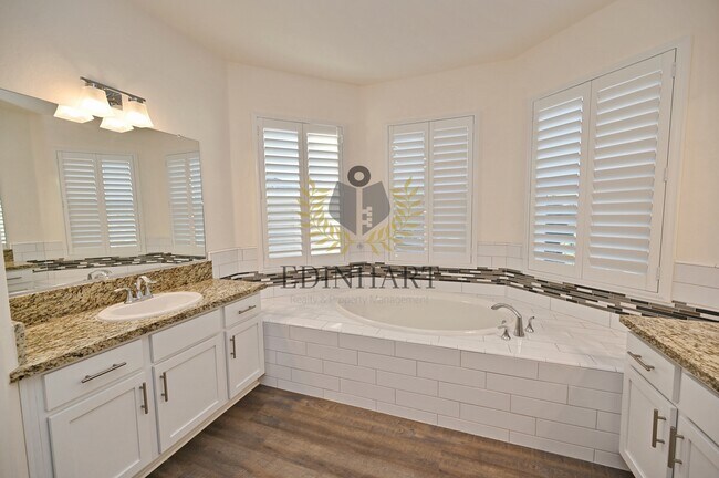 Building Photo - 4410 Langden Dr