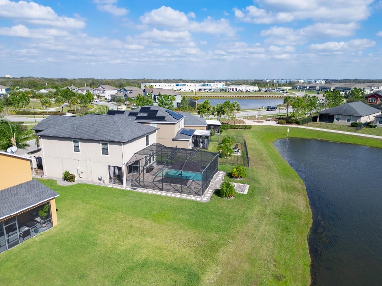 Building Photo - 10035 Ivory Dr